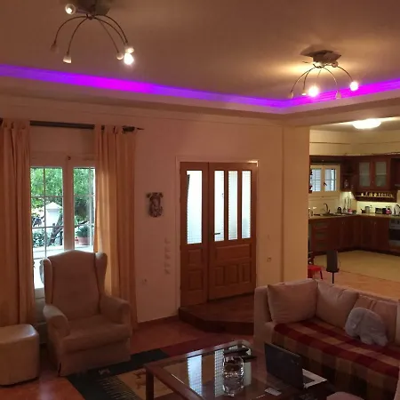 Amelias House *